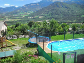 Appartement charmant à Selonnet avec piscine partagée et vue
